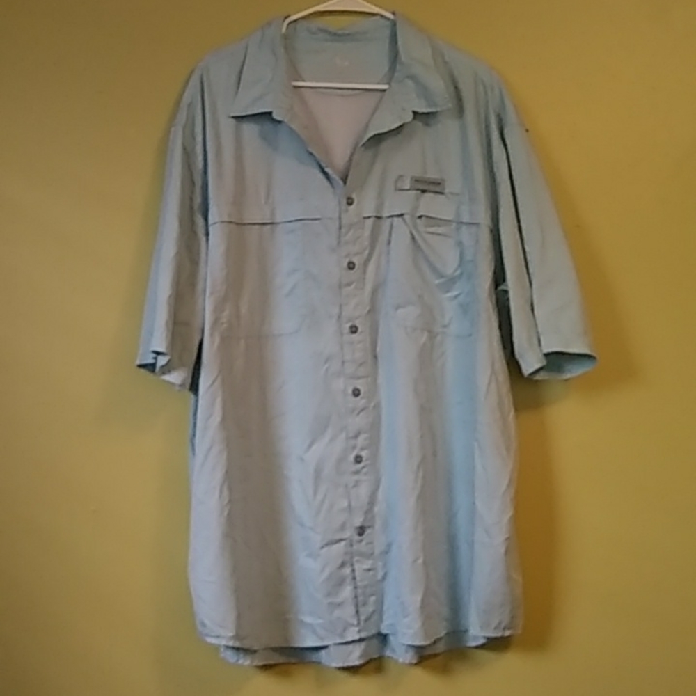 Women's button up shirt